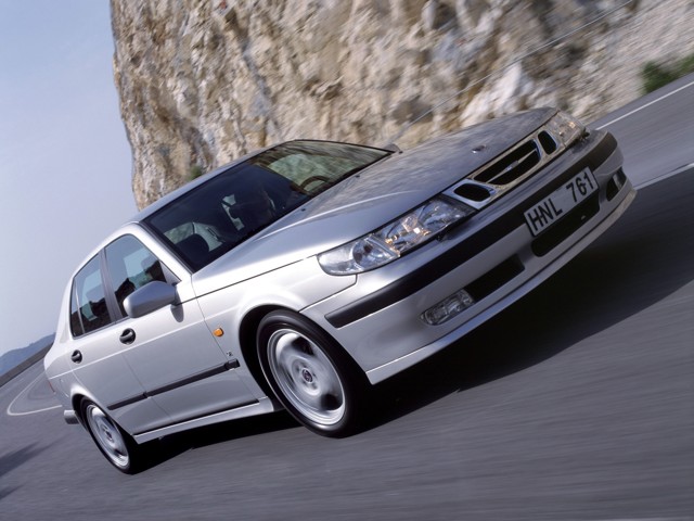 Saab 9-5 photo 2