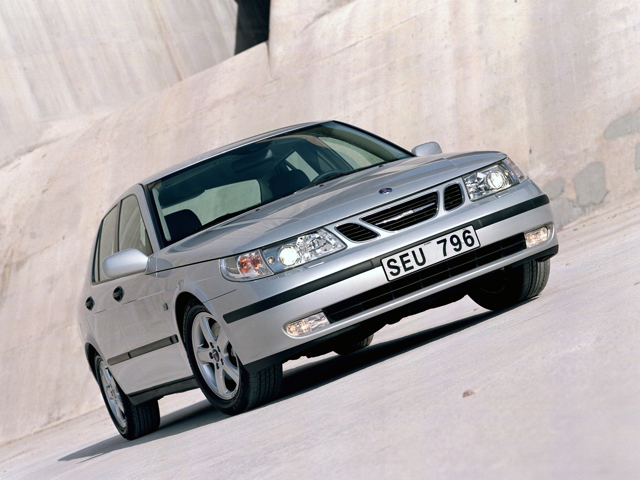 Saab 9-5 photo 9