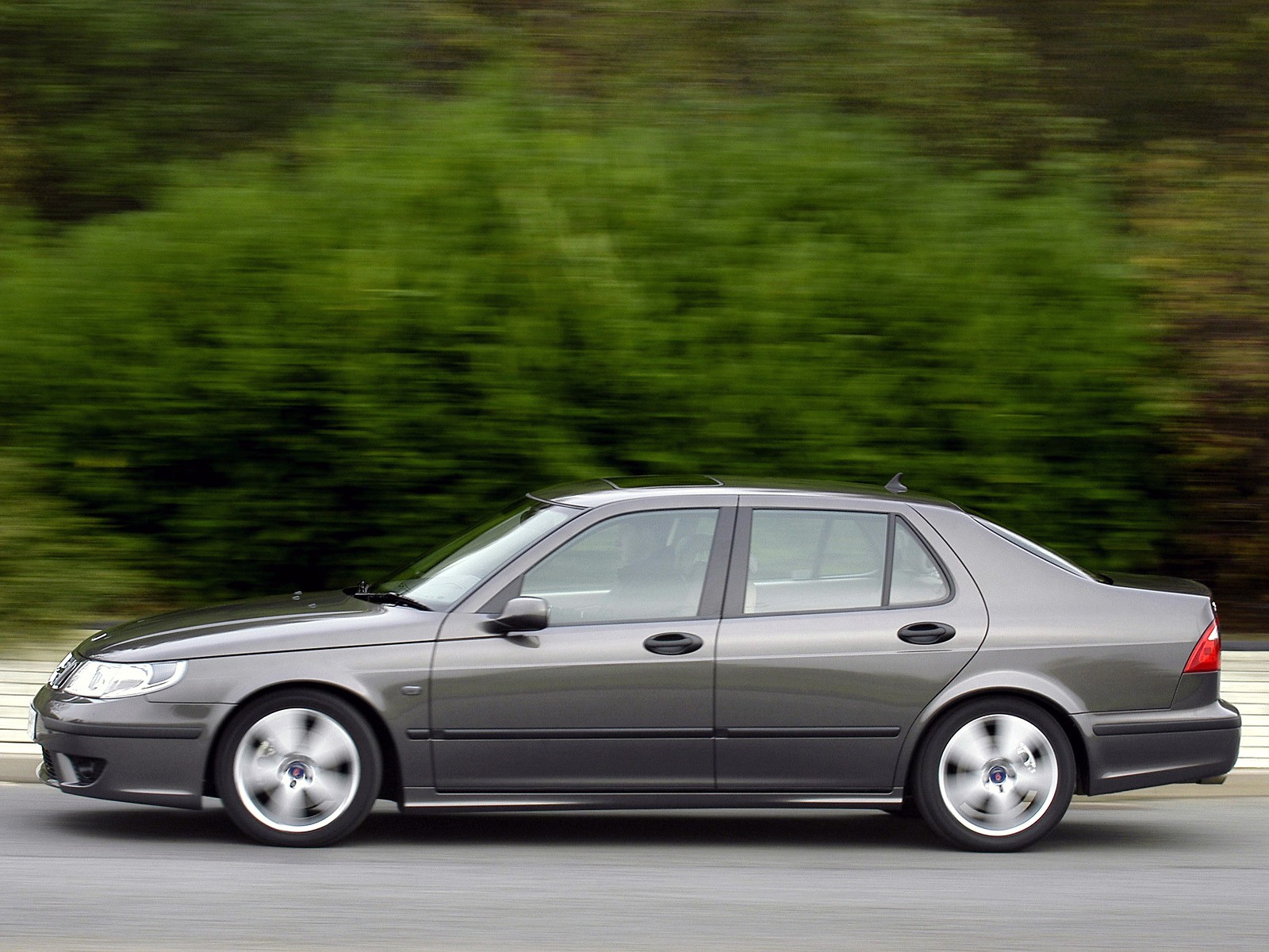 Saab 9-5 photo 30