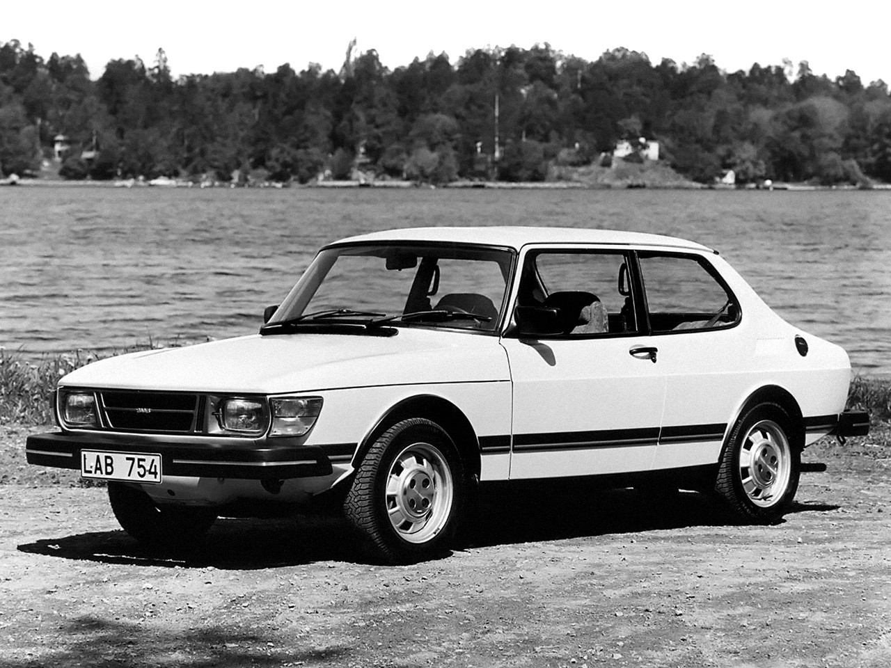 Saab 90 photo 7