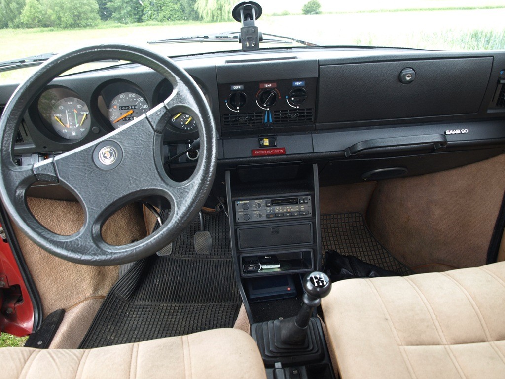 Saab 90 photo 8