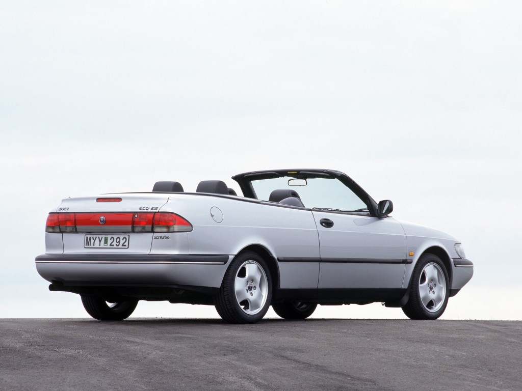 Saab 900 Cabrio photo 10