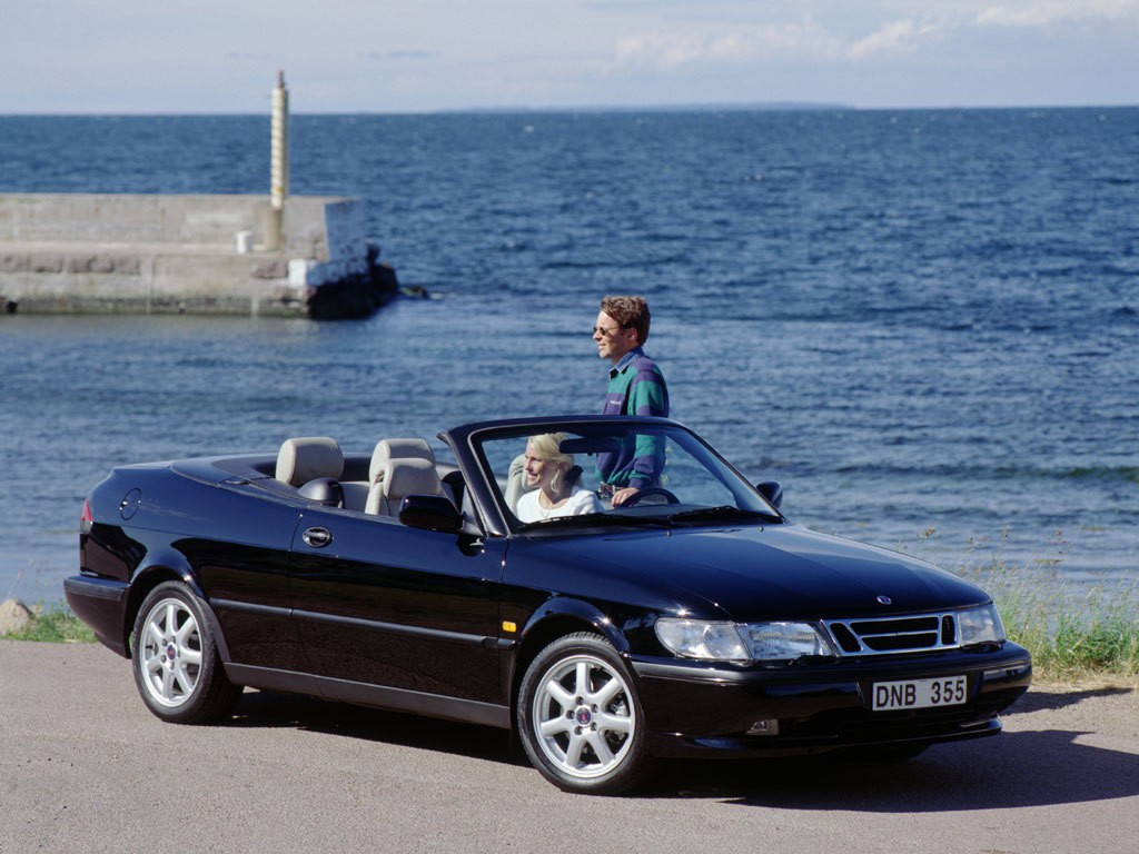 Saab 900 Cabrio photo 12