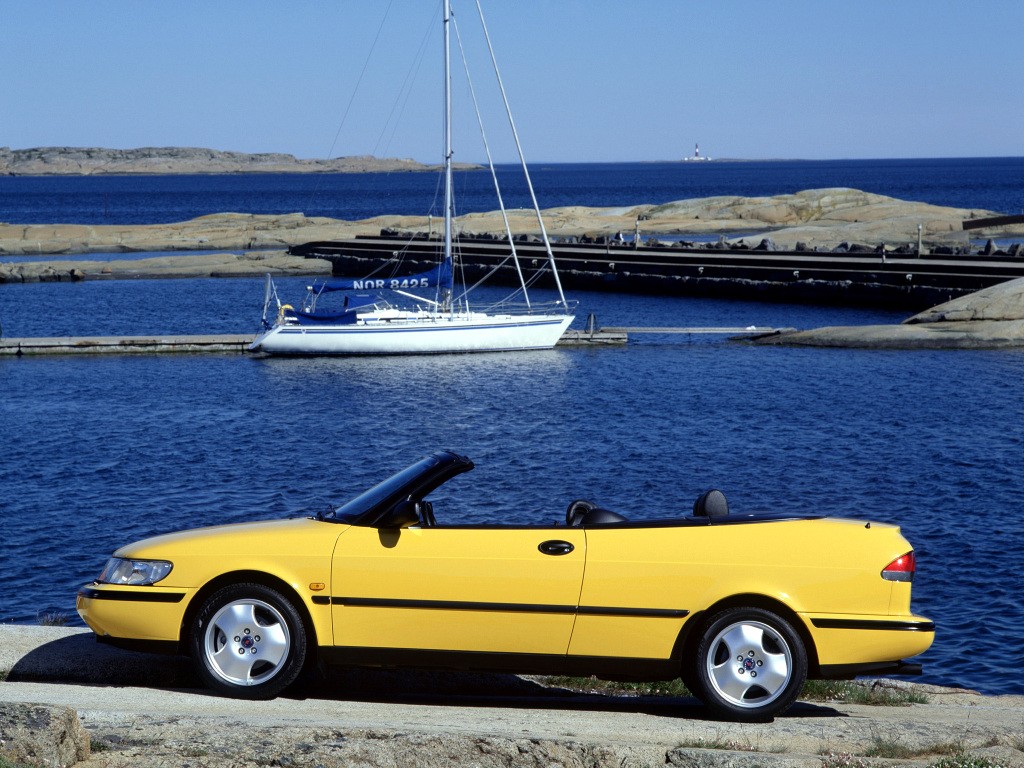 Saab 900 Cabrio photo 18