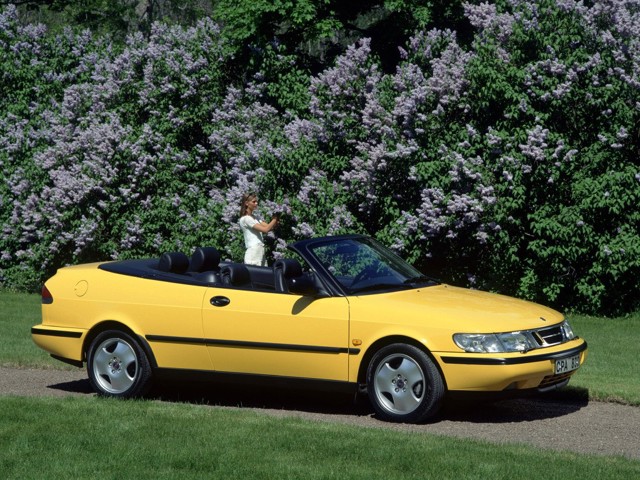 Saab 900 Cabrio photo 19