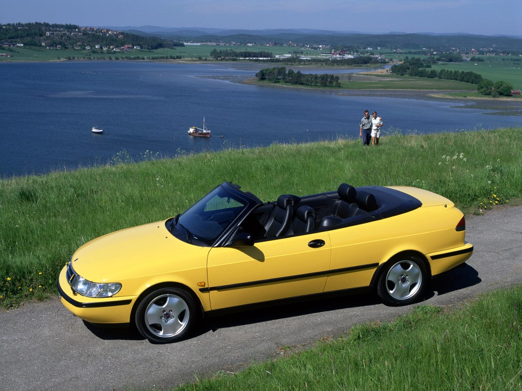 Saab 900 Cabrio photo 21