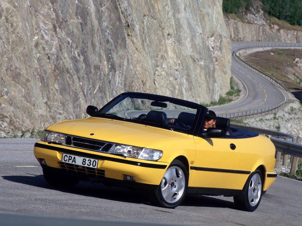 Saab 900 Cabrio photo 22