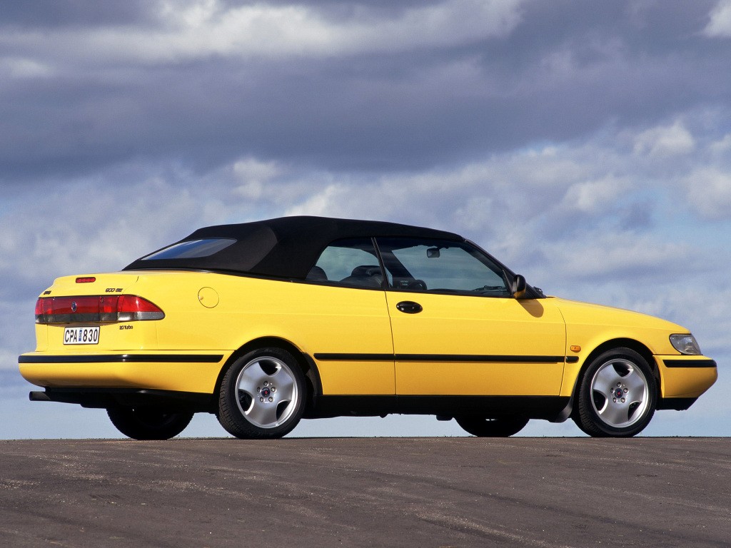 Saab 900 Cabrio photo 26