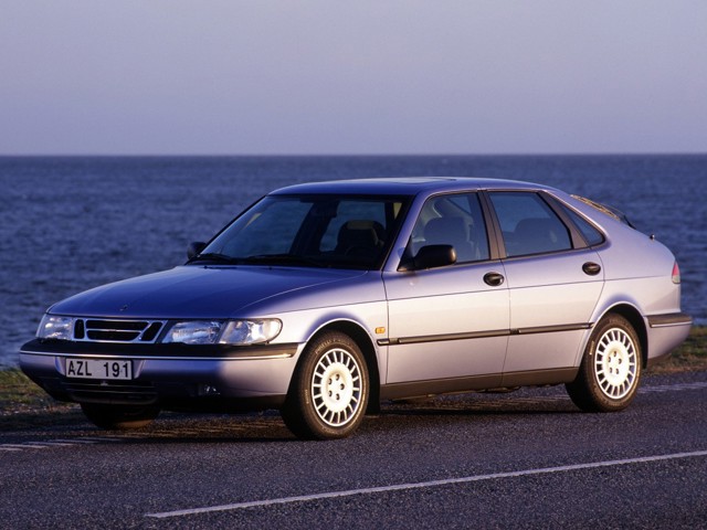 Saab 900 photo 25