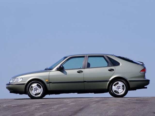 Saab 900 photo 30