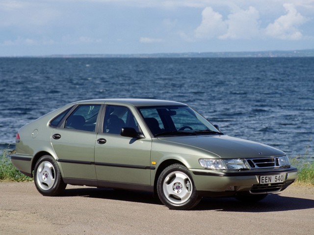Saab 900 photo 35