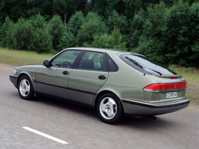 Saab 900 photo 37