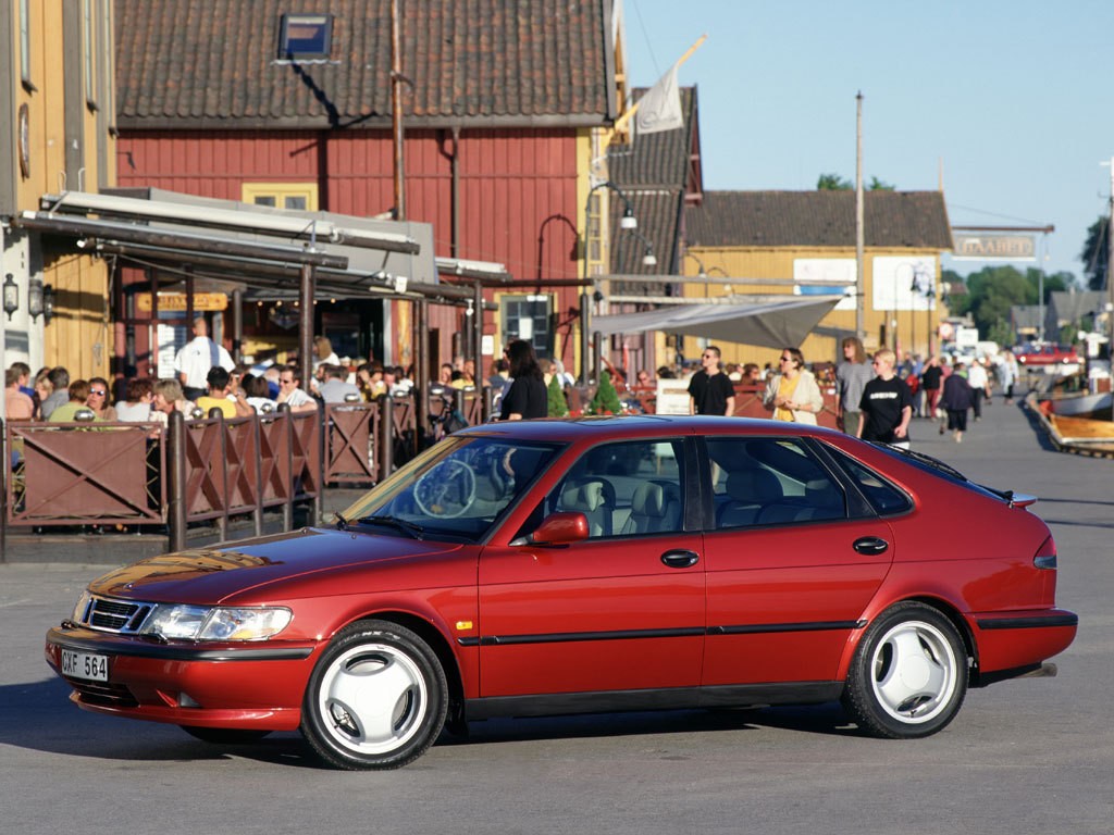 Saab 900 photo 40