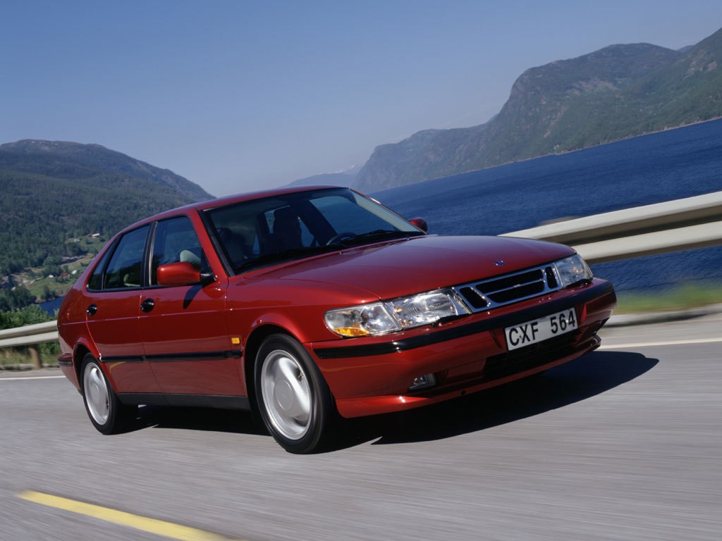Saab 900 photo 44