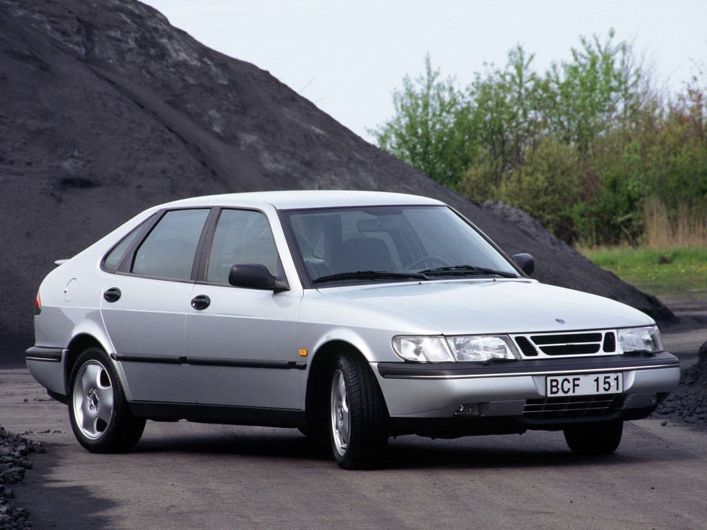Saab 900 photo 47