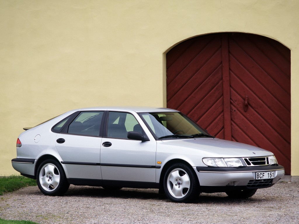 Saab 900 photo 48
