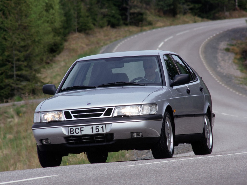 Saab 900 photo 52