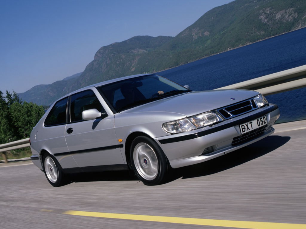 Saab 900 photo 21