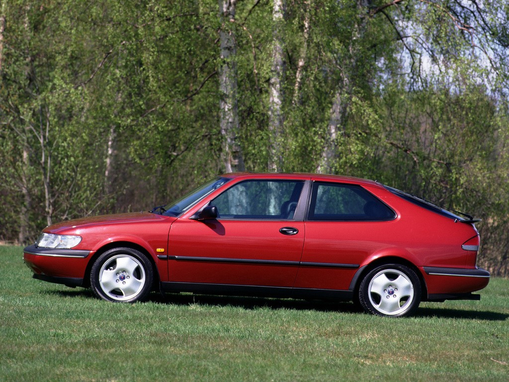 Saab 900 photo 33