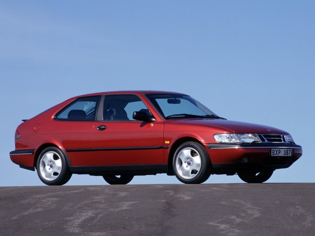 Saab 900 photo 34