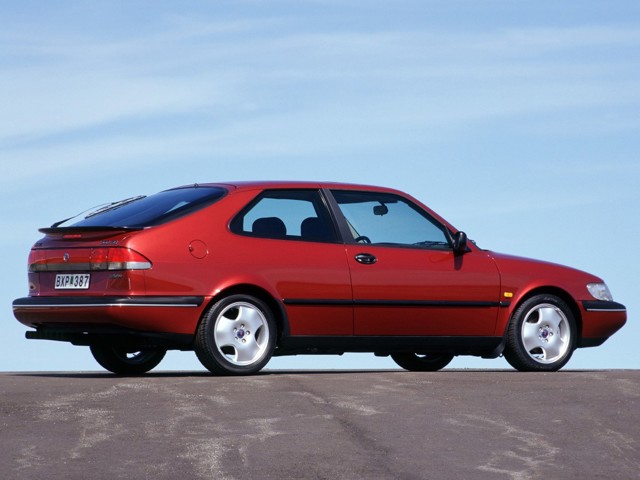Saab 900 photo 36
