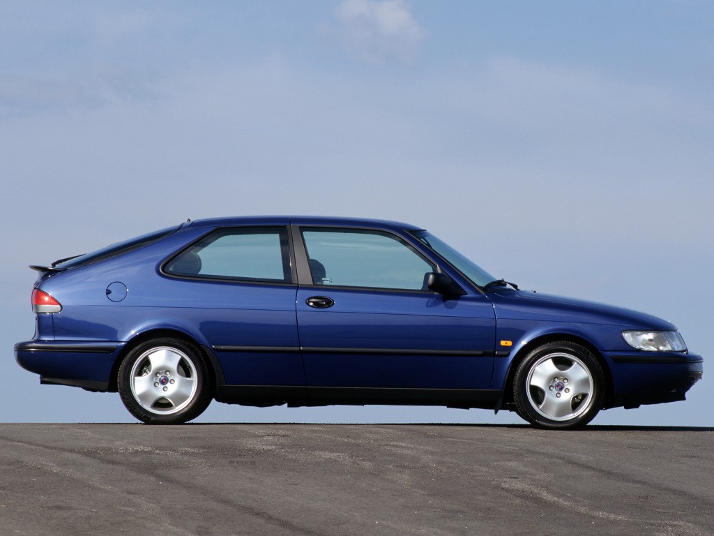 Saab 900 photo 39