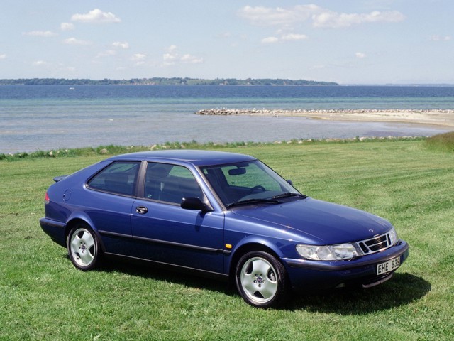 Saab 900 photo 45