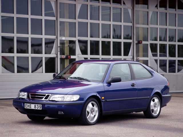 Saab 900 photo 46