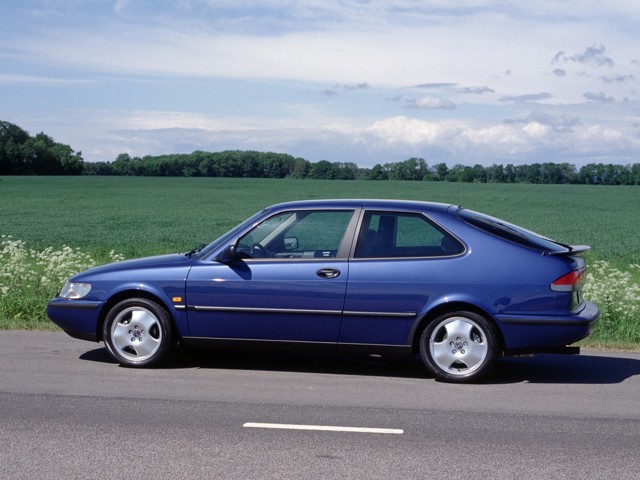 Saab 900 photo 48