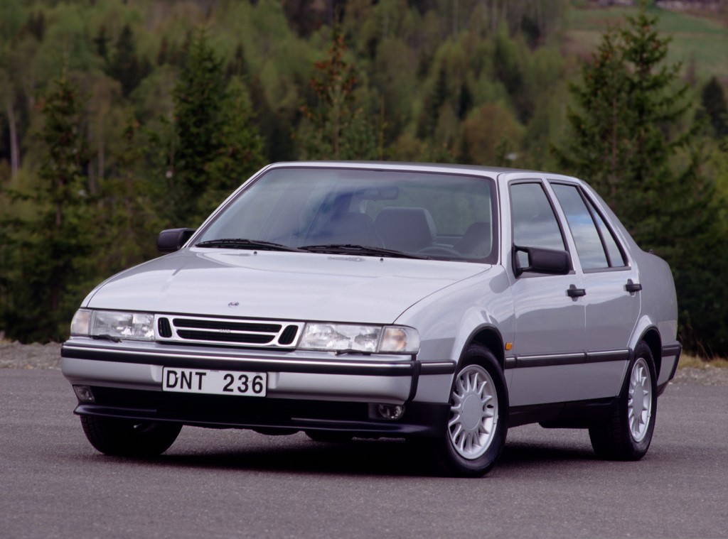 Saab 9000 photo 11