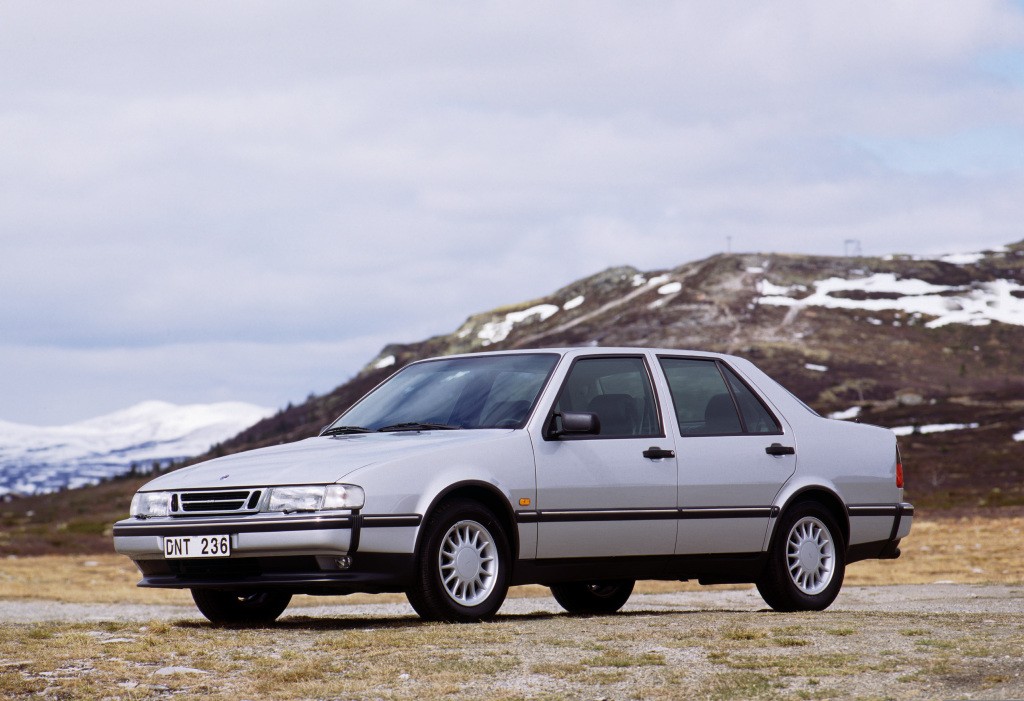 Saab 9000 photo 12