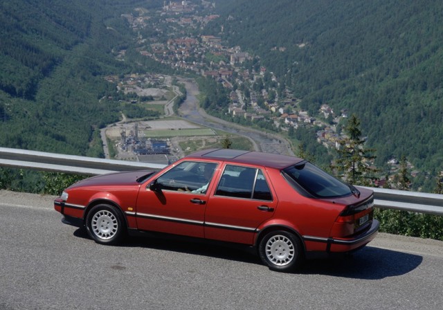 Saab 9000 photo 16