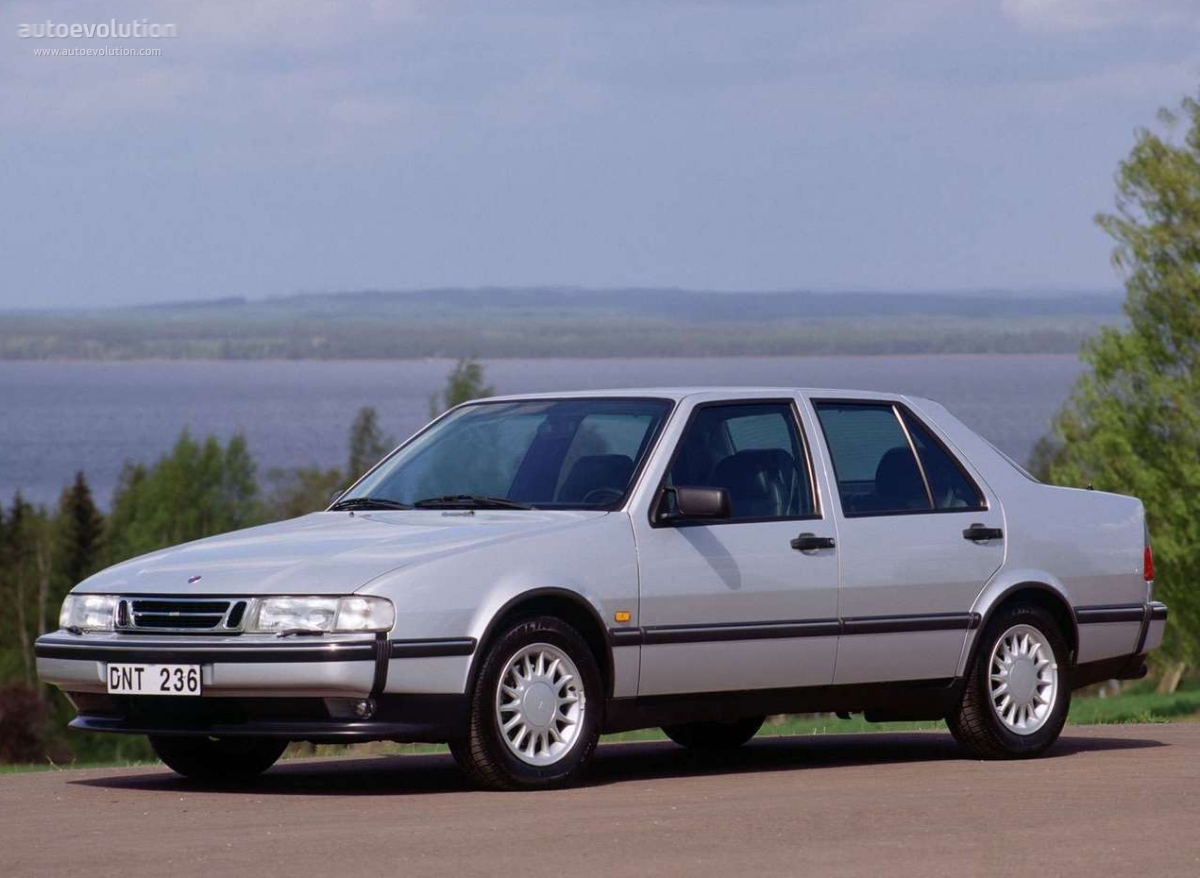 Saab SAAB 9000 CS 2.3i 5MT (150 HP)