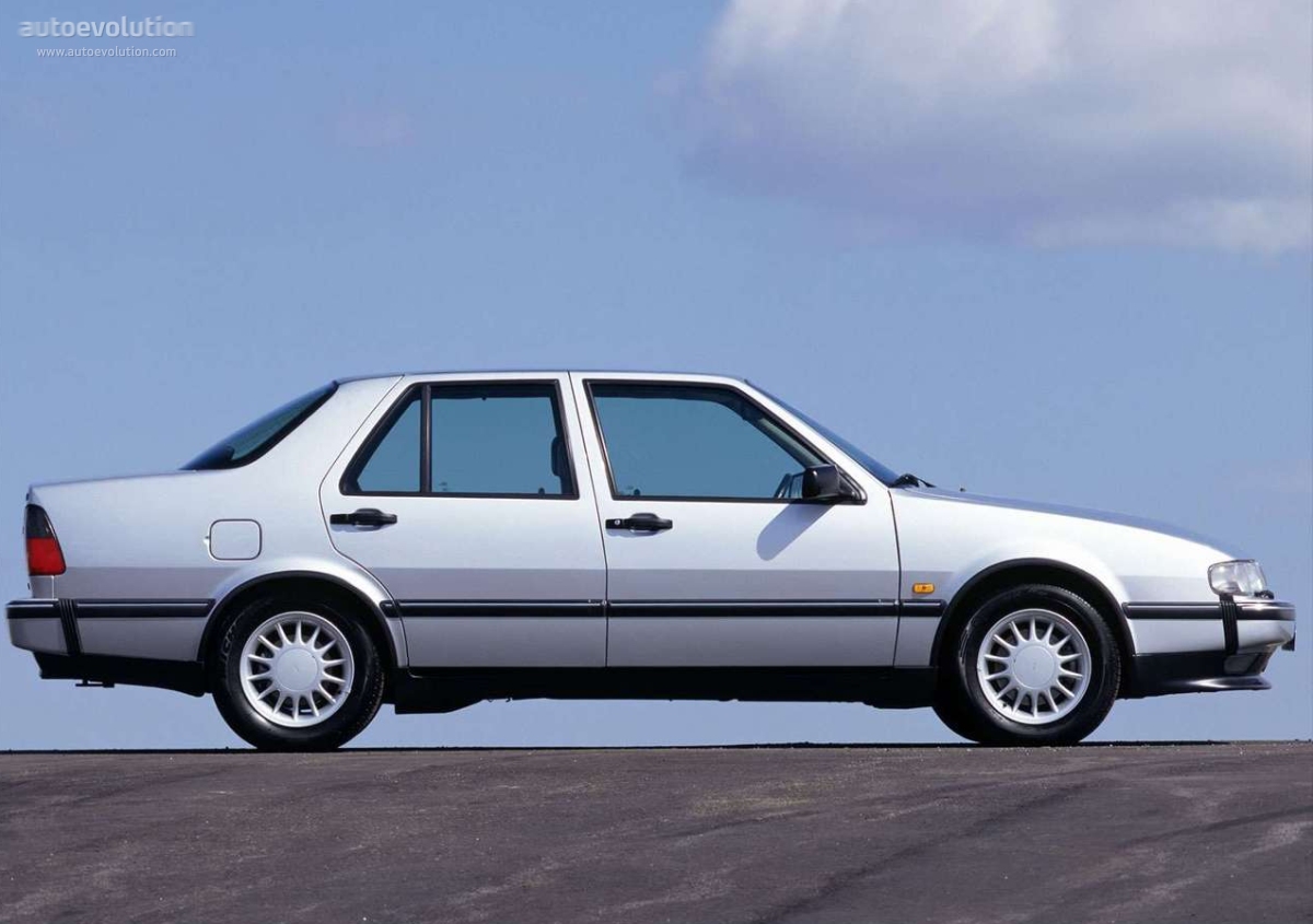Saab 9000 photo 2