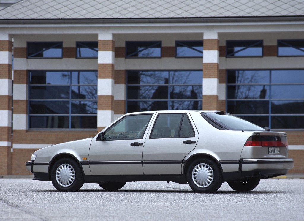 Saab 9000 photo 8