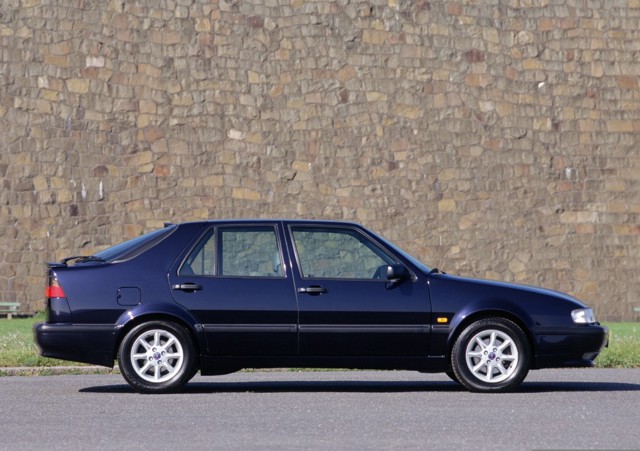 Saab 9000 photo 16