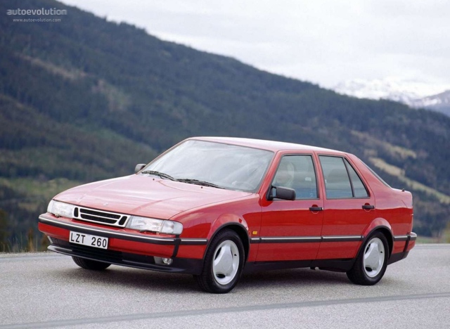 Saab 9000 photo 2