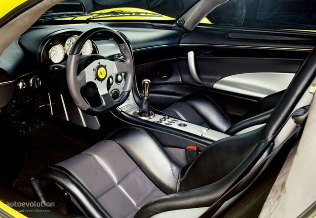 Saleen S7 photo 7