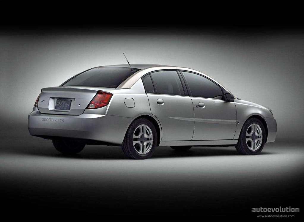 Saturn Ion Sedan photo 2