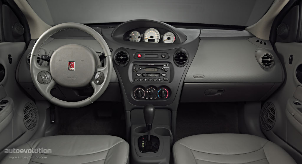 Saturn Ion Sedan photo 9
