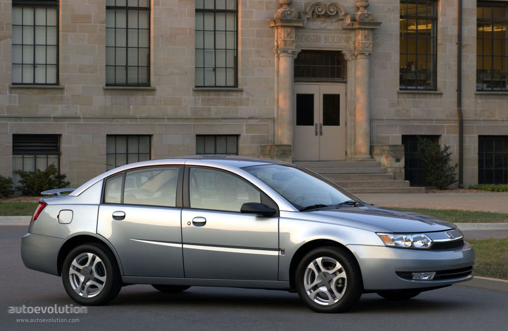 Saturn Ion Sedan photo 5