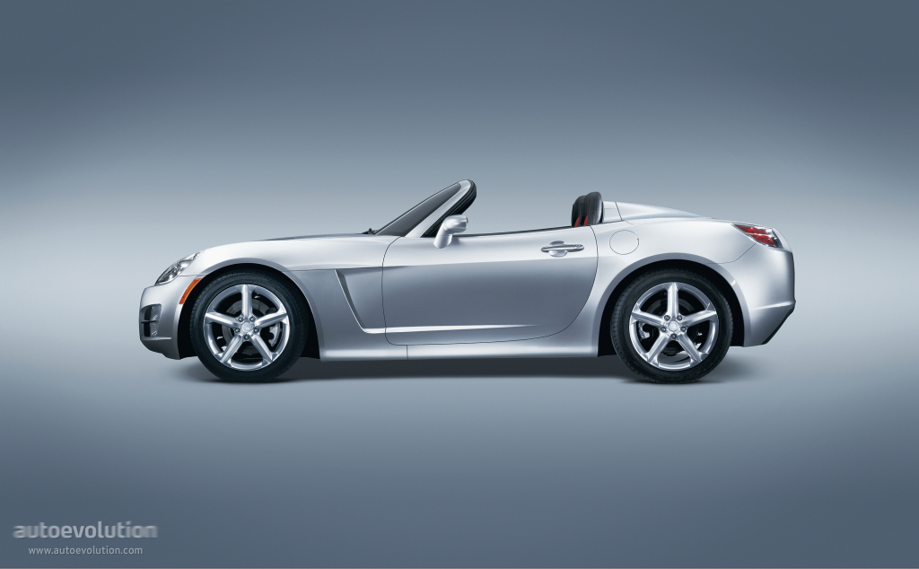 Saturn Sky photo 2