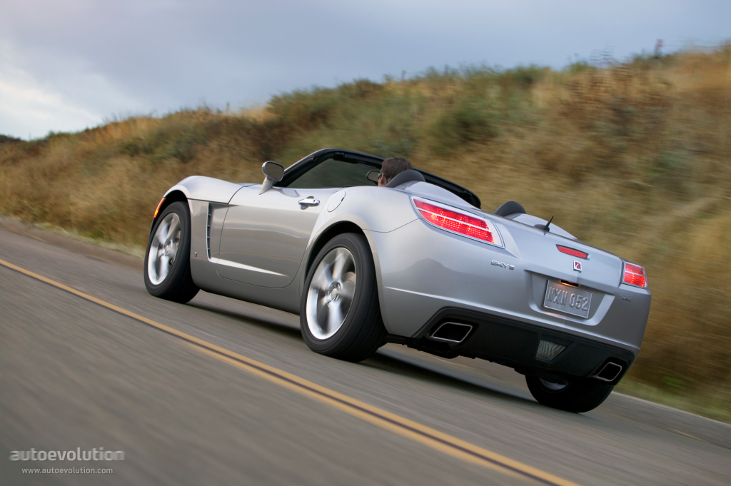 Saturn Sky photo 4