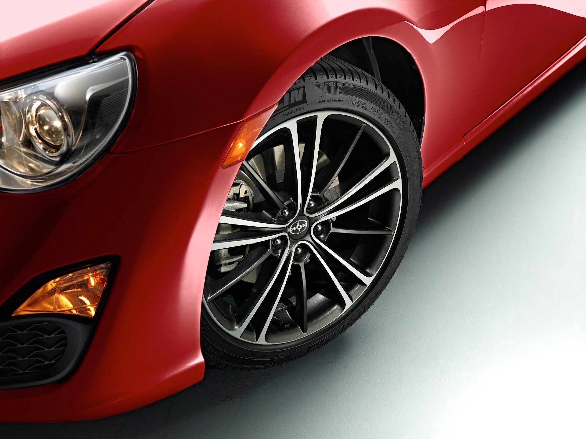 Scion Fr-S photo 23
