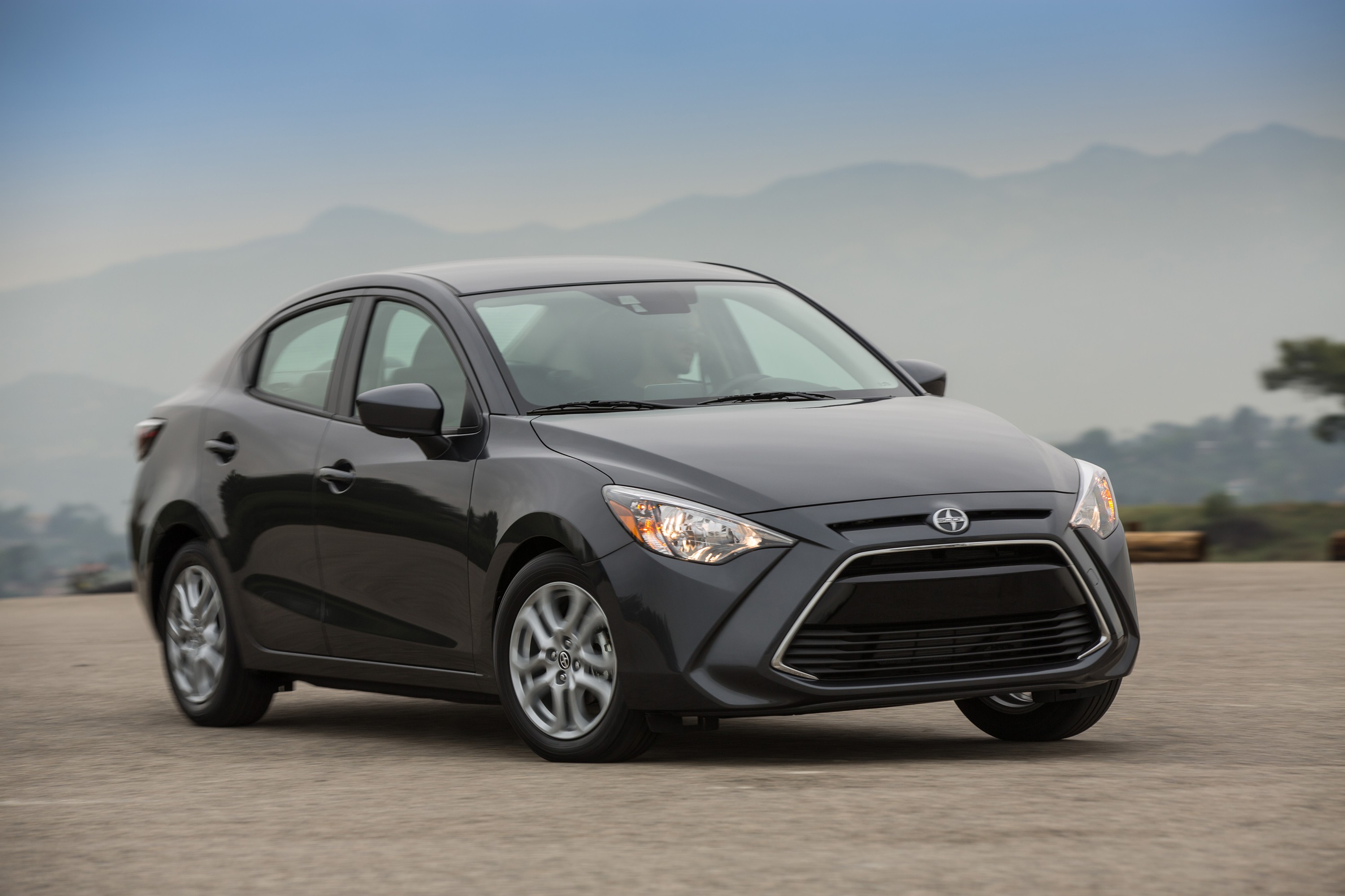 Scion Ia photo 12