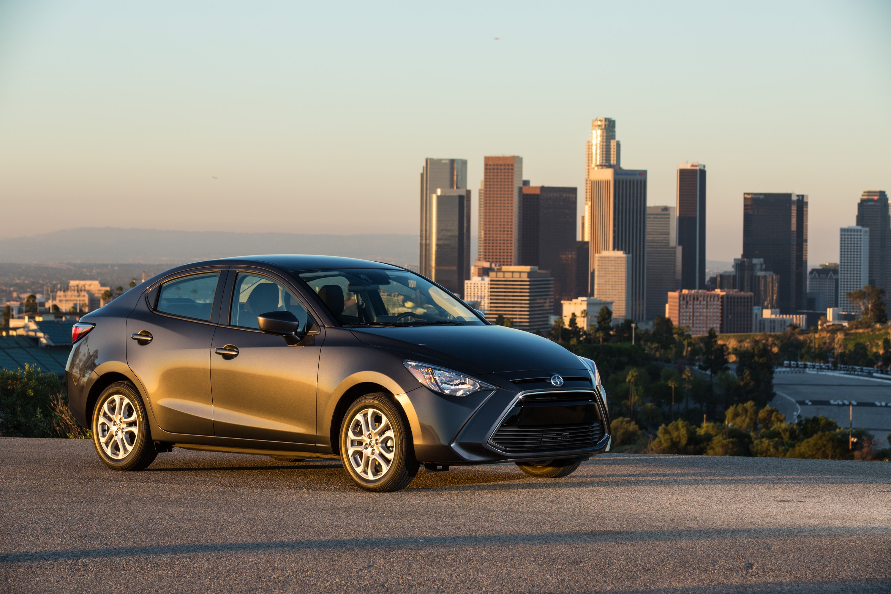 Scion Ia photo 18