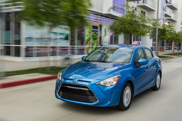 Scion Ia photo 24