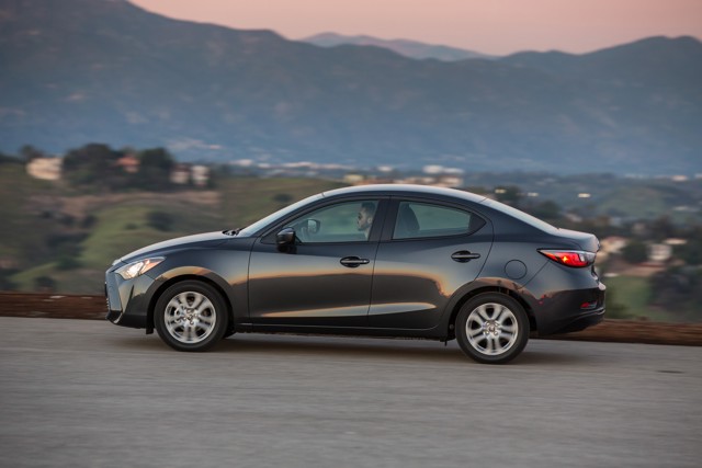 Scion Ia photo 4