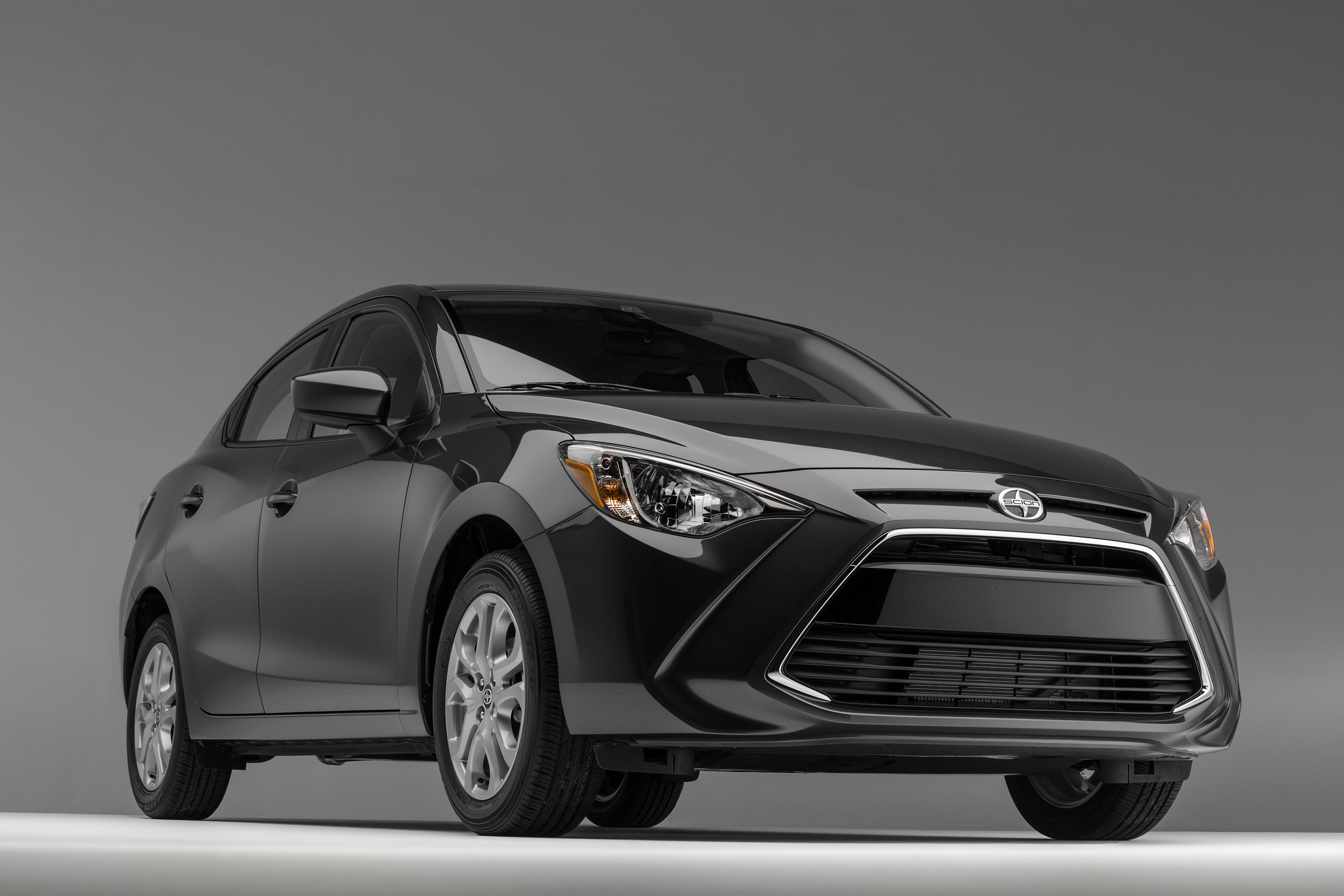 Scion Ia photo 6