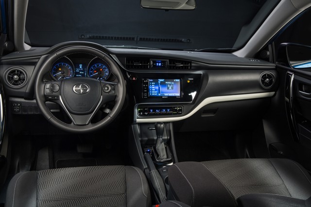 Scion Im photo 29